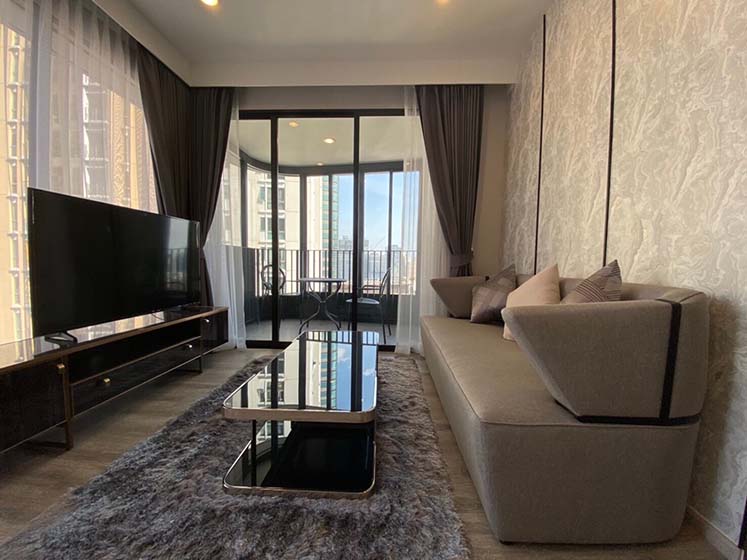 Condominium for rent in New Petchburi (near KIS International School)